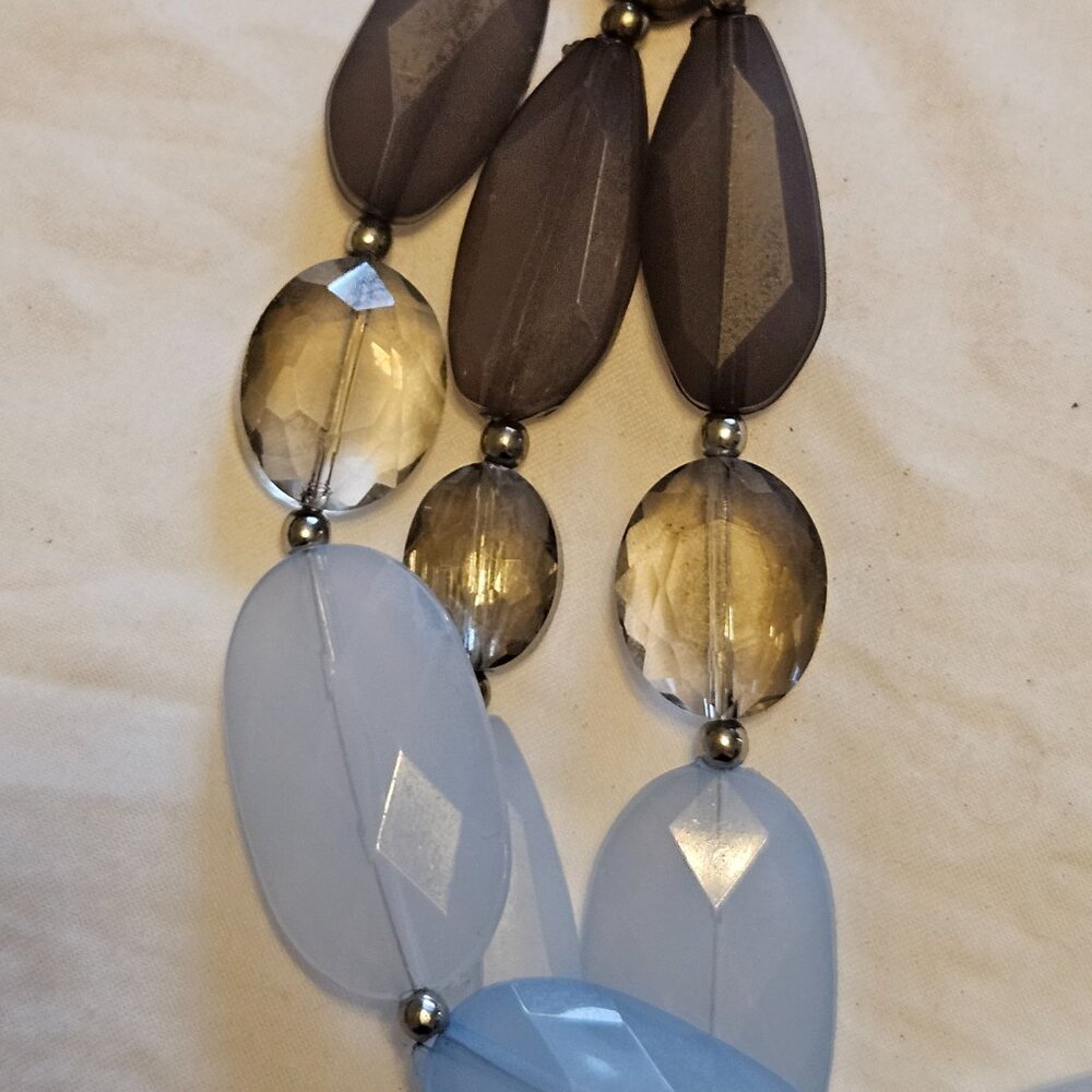 Statement Necklace - Picture 3 of 4
